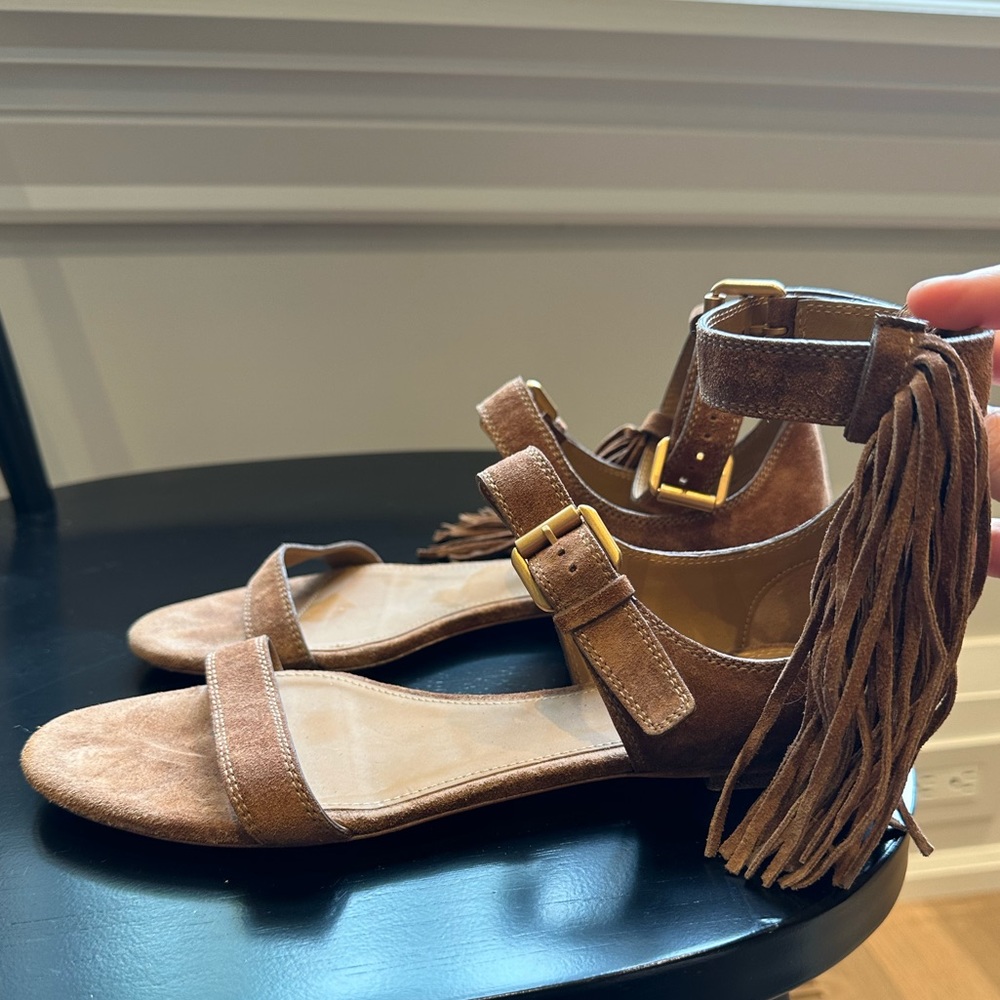 Authentic Chloe brown suede sandals with fringe